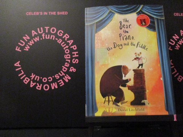 David Litchfield 'The Bear, The Piano, The Dog &amp; The Fiddle' Authentic Autographed Hardback Book (1)