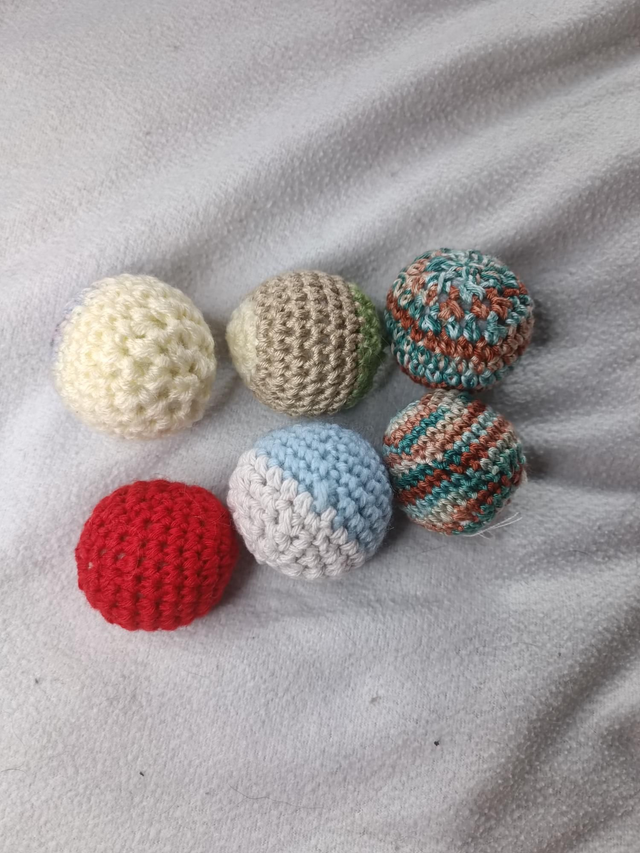 Balle crochet chat 