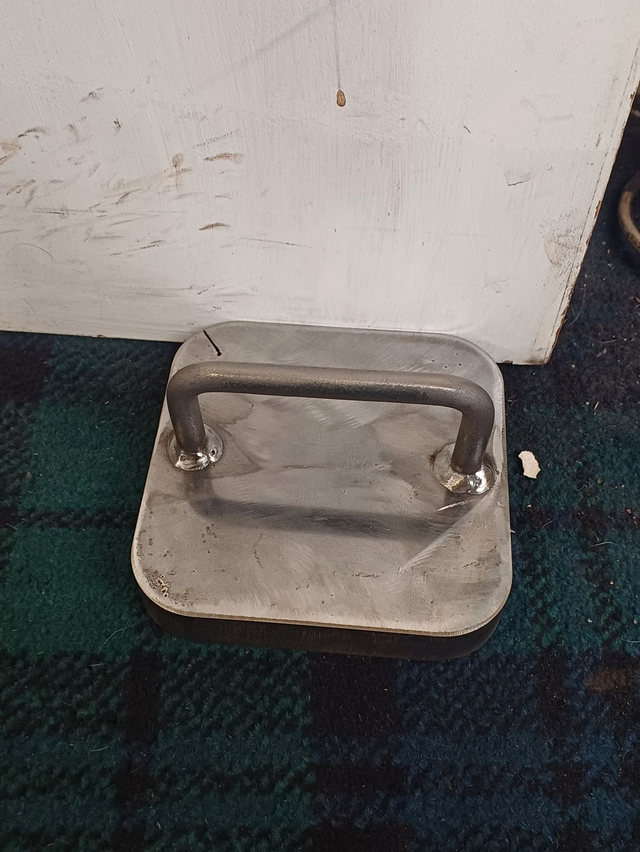 HEAVY DUTY STEEL DOOR STOP