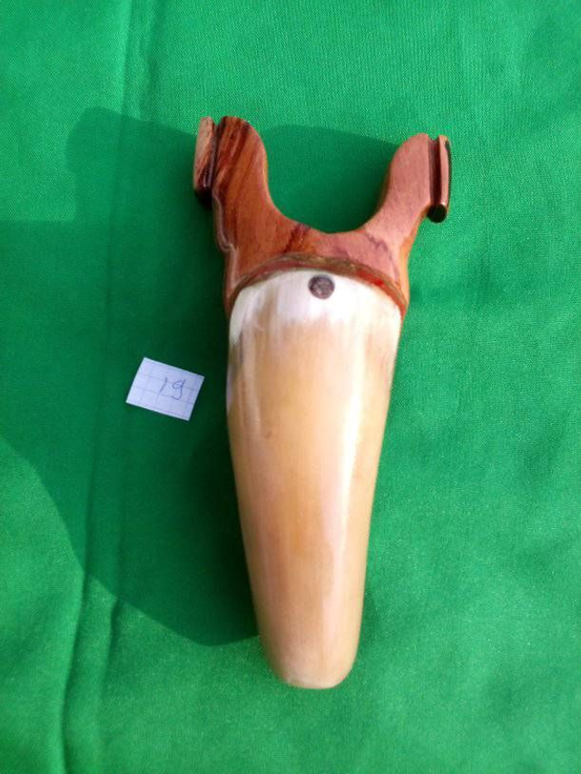 11-08 Lance Pierre Compétition artisanal - (2 bandes)