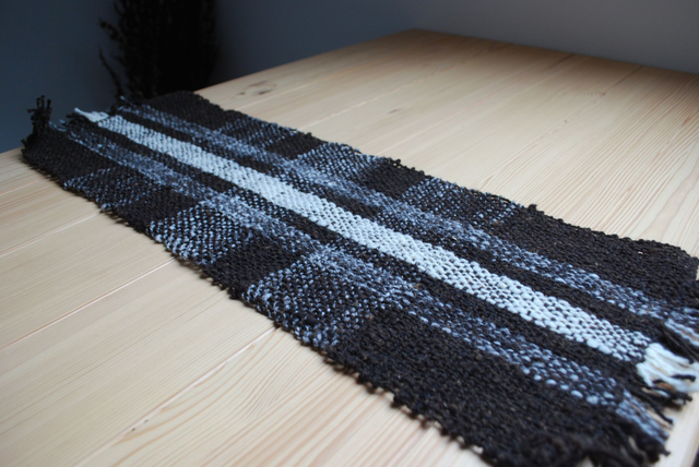 Chemin de table tissé à la main