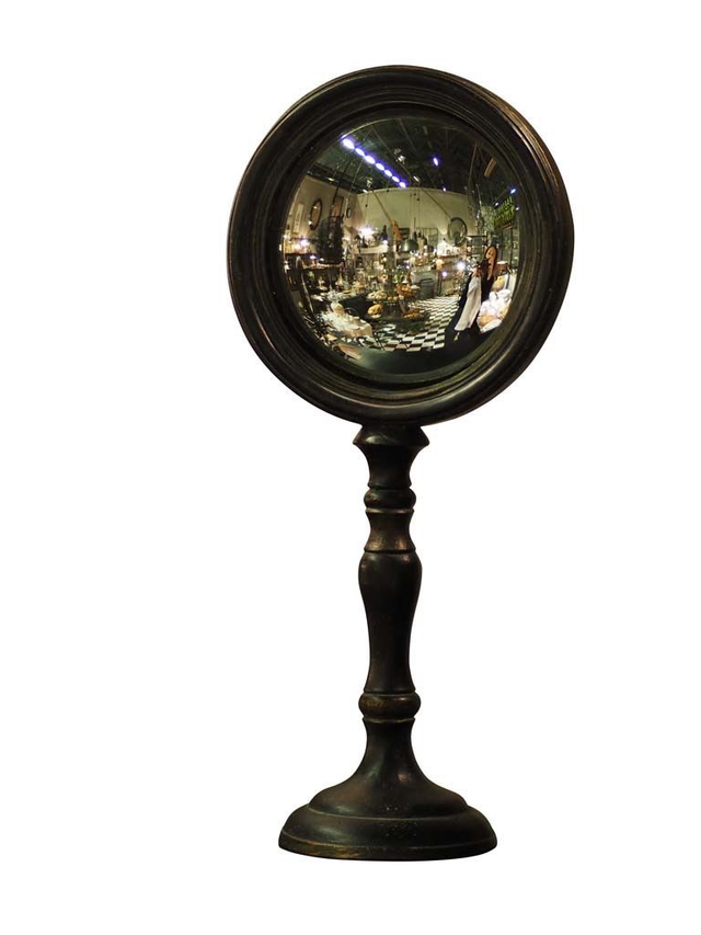 Miroir de sorcière sur pied