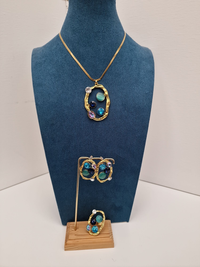 Parure Bijoux Trois Pièces Acier Doré Pierres De Lune Strass