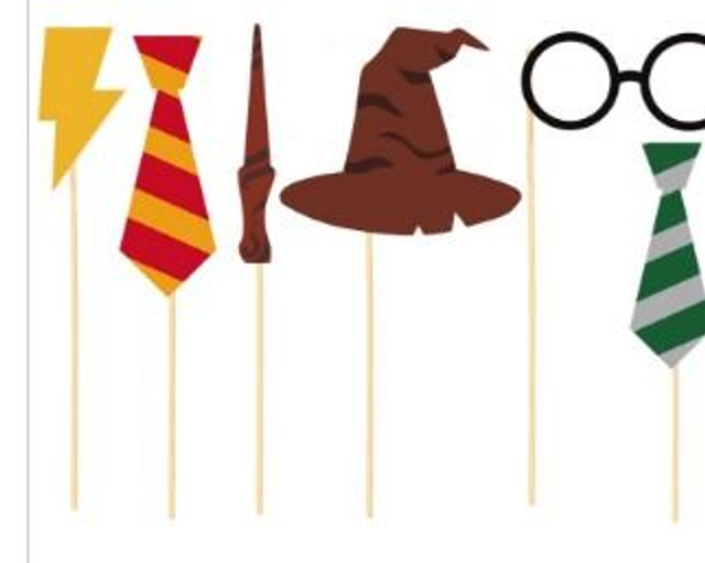 HARRY POTTER  PHOTOCALL 6 PEZZI STUDENTE DI MAGIA