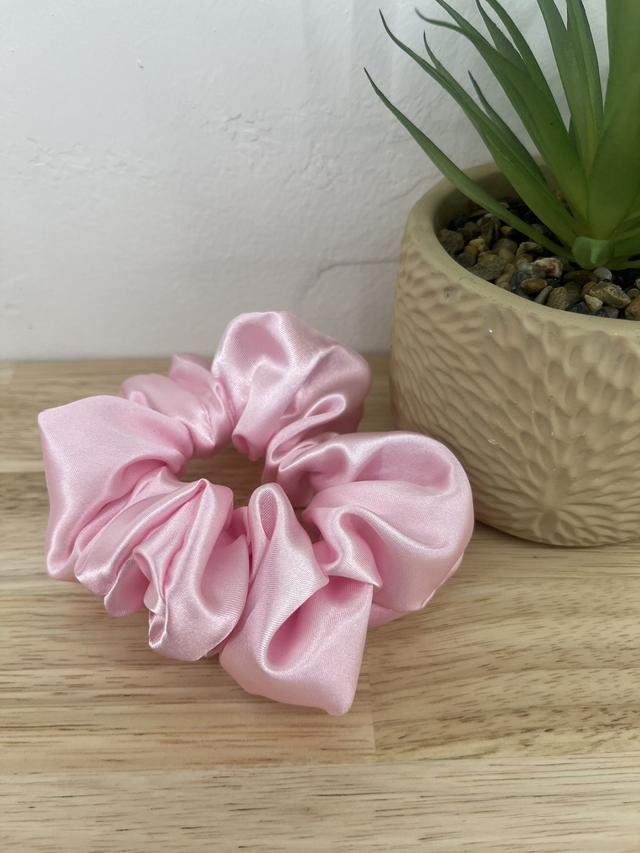 Chouchou en satin - rose poudré