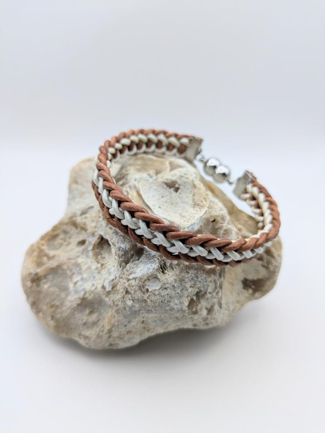 Slim Flat Braid Kumihimo Bracelet (1)