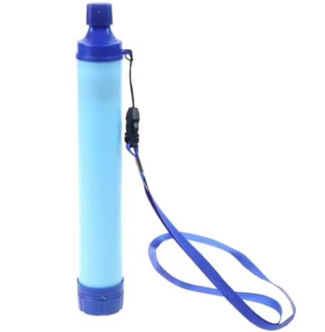 Draagbare outdoor waterzuiveraar voor kamperen of noodpakket