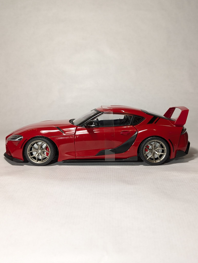 Toyota GR Supra street fighter Modellbil - Skala-1:18