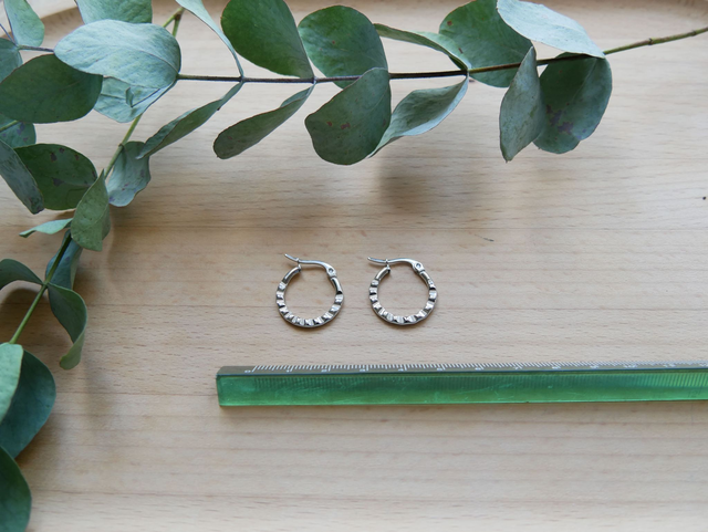 Créoles argentées martelées 20mm