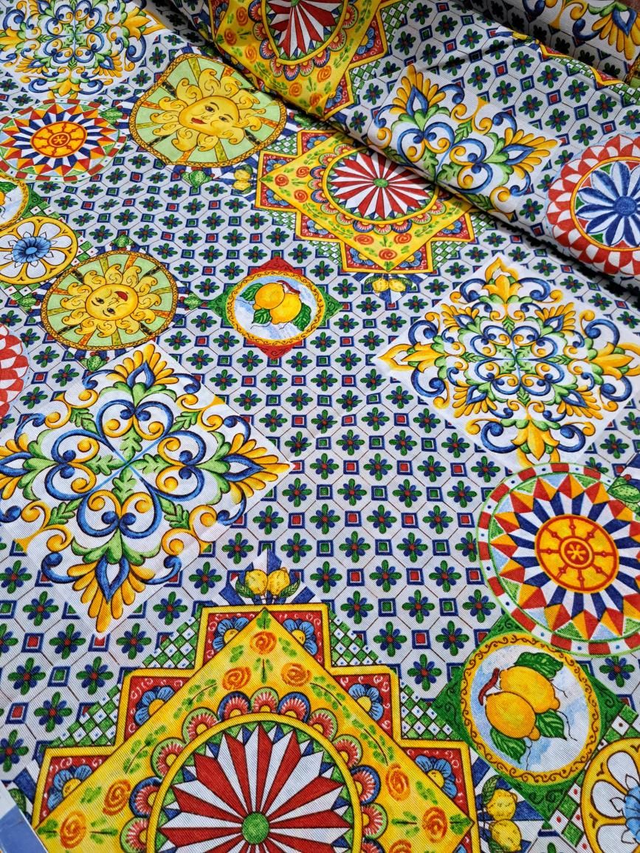 Tessuto siciliano al metro h 2,80 metri con maioliche, sole e limoni