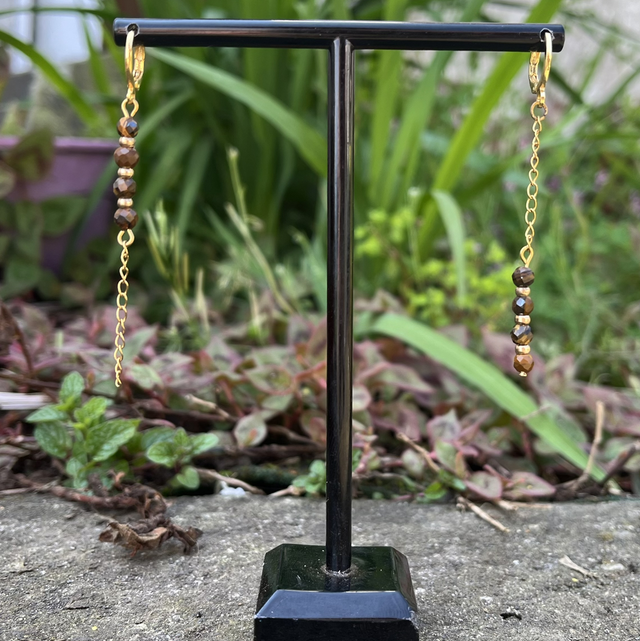 Boucle d’oreilles décalées Œil de Tigre