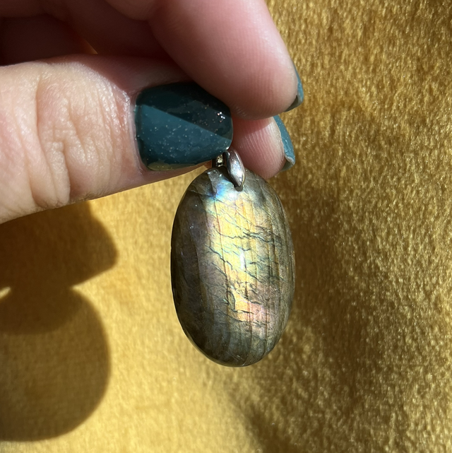 Pendentif en Labradorite et bélière argent