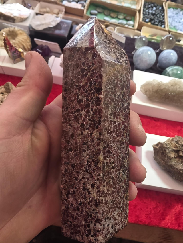 Big garnet quartz tower