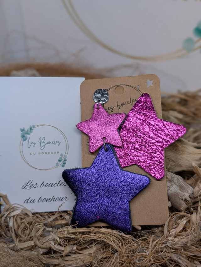 Boucles d&#039;oreilles Asymétrique Étoile fushia violet ds004