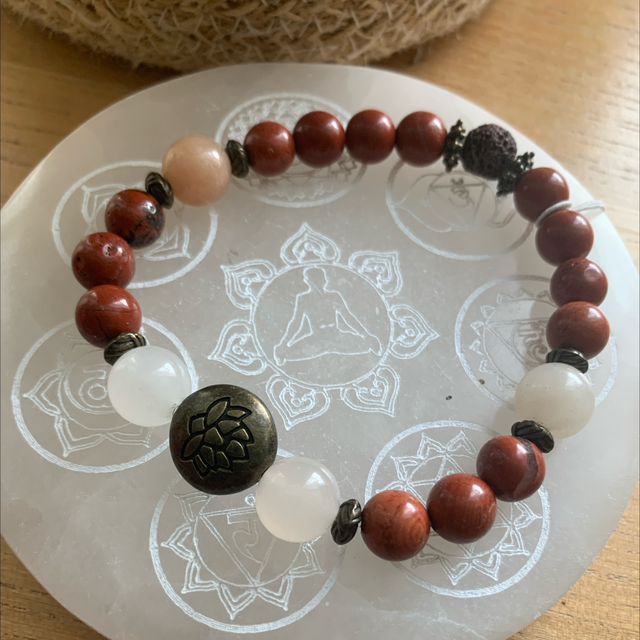 Jaspe rouge et pierre de lune 