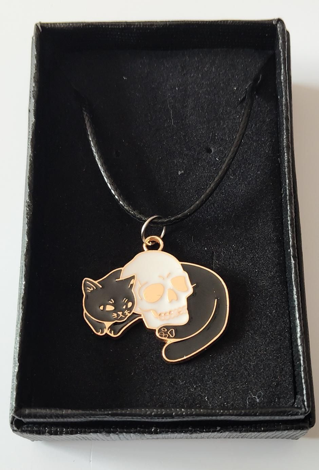 Enamel Black Cat With Skull Necklace.