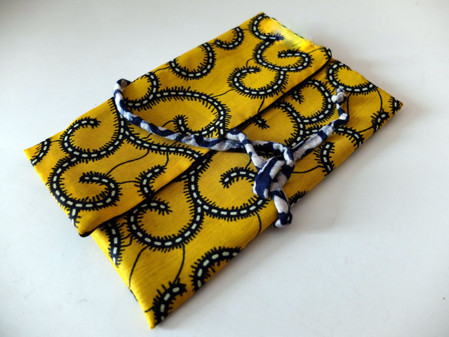 Pochette à livre en wax du Sénégal