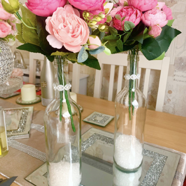 Flower Bottle Vase Centrepiece Ornament