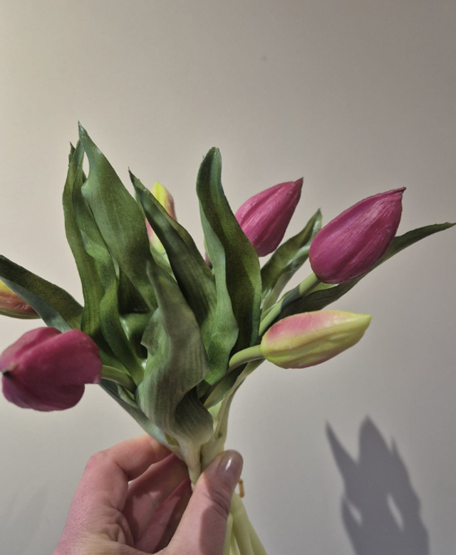 Bosje kunst tulpen paars