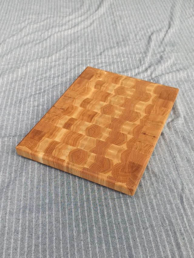 Dębowa deska do krojenia typu „End Grain” 36,5×28 cm