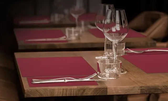 Tovaglietta in carta paglia nera mis. 30x40 