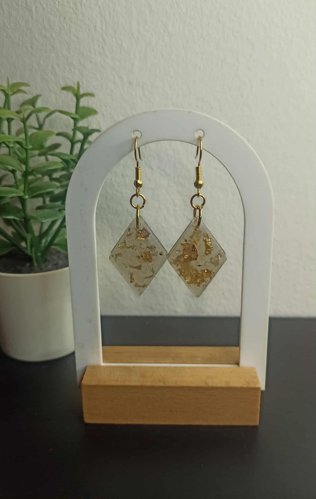 Boucle d&#039;oreille S (A28) 