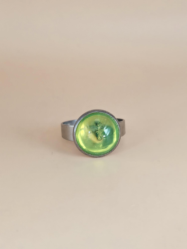 Bague demie sphère jaune
