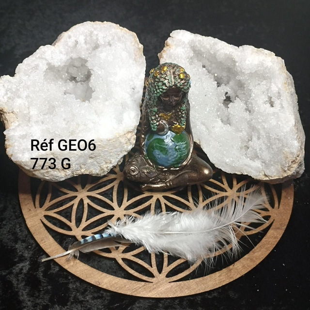 Géode Quartz cristal * env14cm