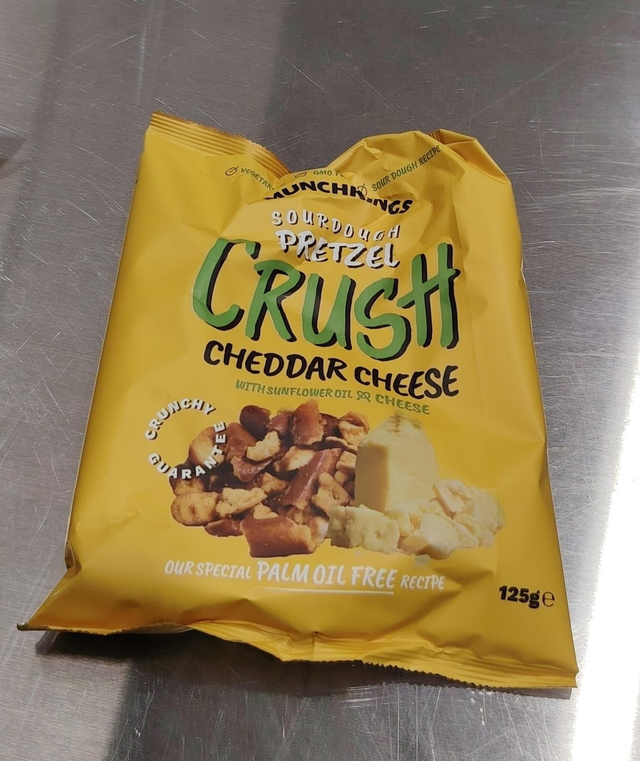 Cheddar cheese pretzel pieces