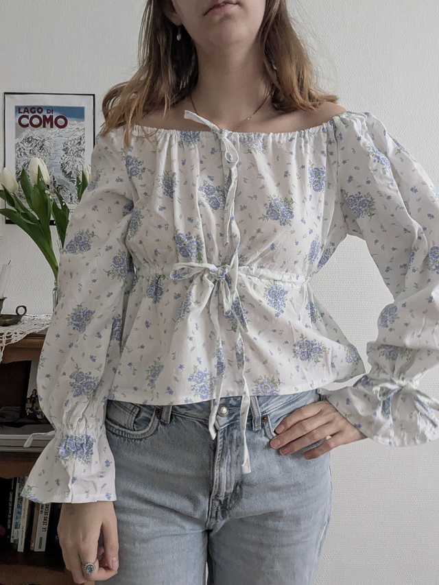 Blouse à liens fleurie - taille XS / S