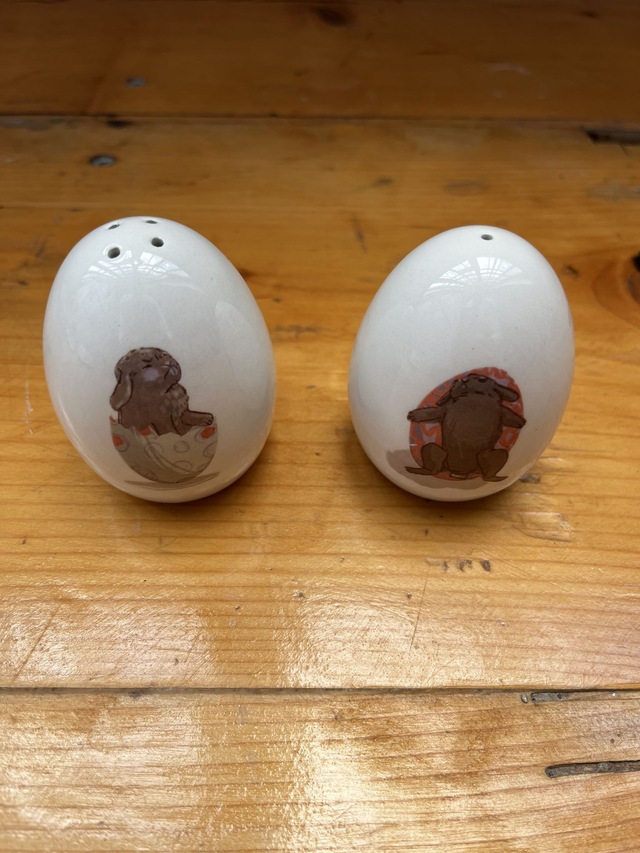 Salz und Pfefferstreuer Angry Easterbunnies | lenes_linien Sonderedition
