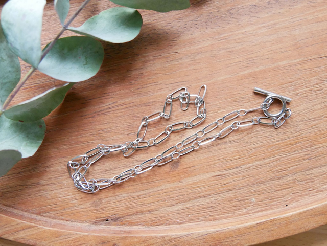 Chaine argentée mailles fines ovales