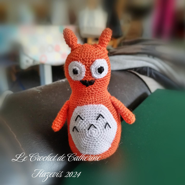 2024 Personnage rigolo orange