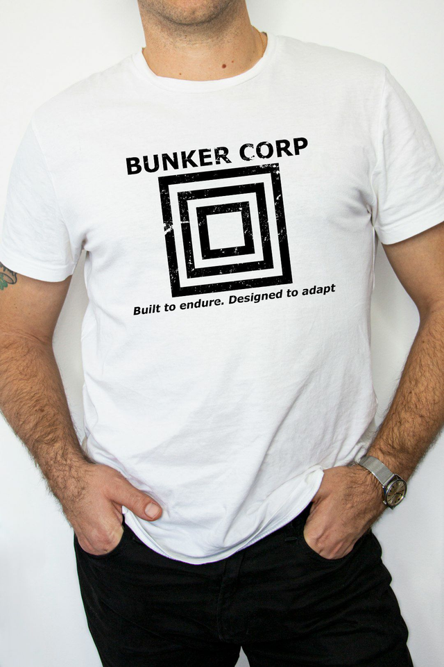 BUNKER CORP LOGO - Fruit of the Loom® Unisex T-shirt