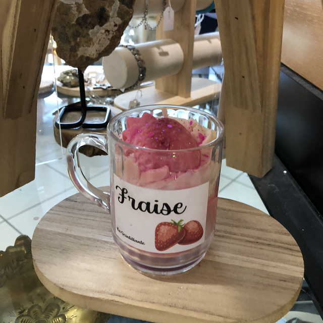 Bougie gourmande fraise 