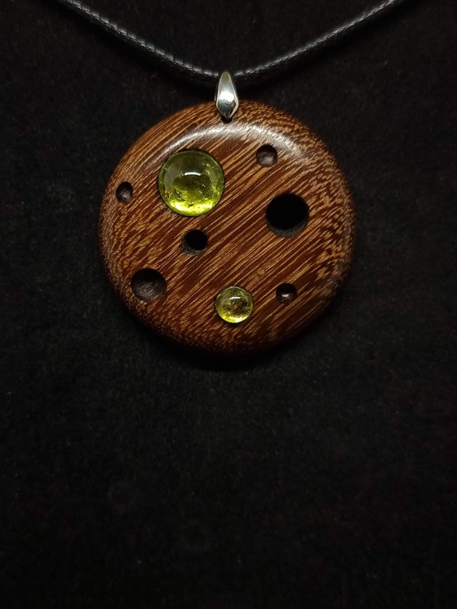 Tourmalines et wengé 