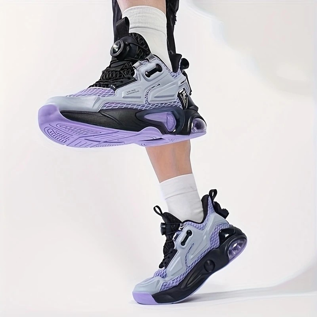 Men's Low-Top Running Shoes with Rotating Buckle Closure