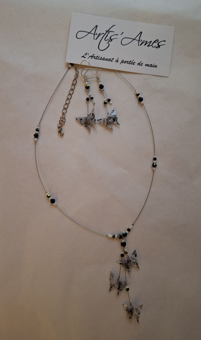 Parure et boucles d'oreilles Papillons noir et blanc