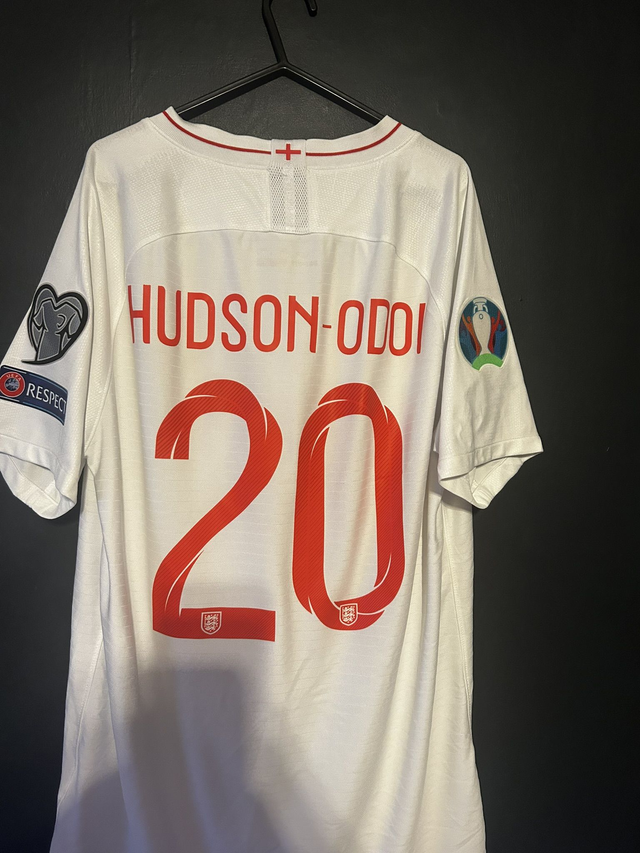 (L) - England 2018 Home / HUDSON-ODOI 20 (Debut detail)