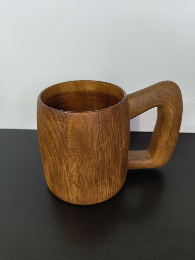 Borkenfaust – Handgedrechselter Holzbecher für Mittelalter & LARP 0,5 Liter