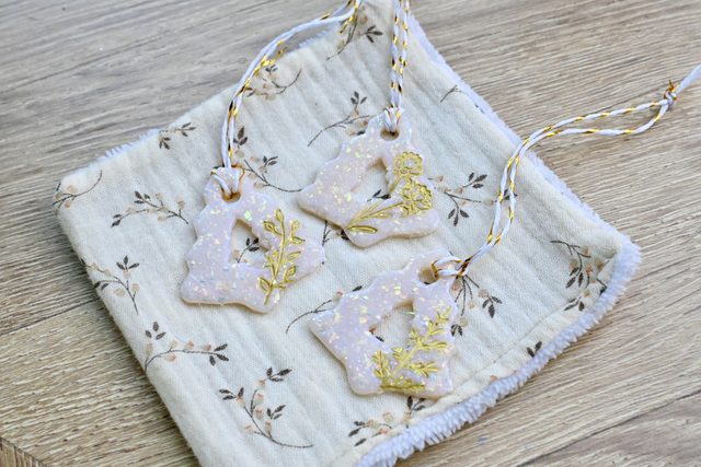 Petite suspension sapin opale