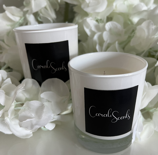 Sandalwood &amp; Musk Candle