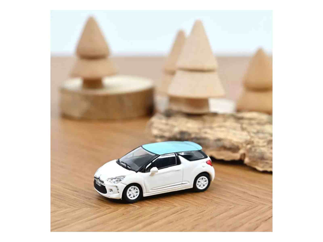 Citroën DS3 2010 Blanc Banquise et toit Bleu Boticelli Norev 155254 H0