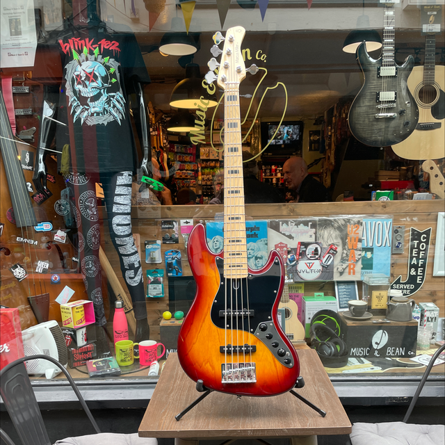 SIRE MARCUS MILLER V7 5 STRING BASS GUITAR IN TOBACCO SUNBURST - Pre Owned