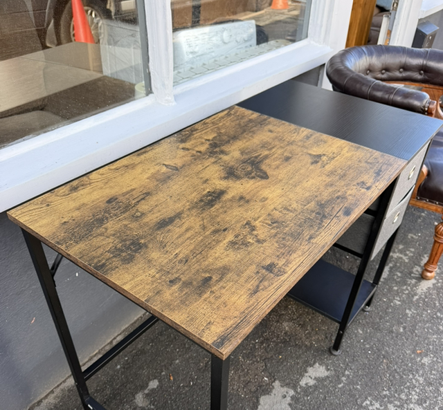 Modern Computer/Gaming Desk