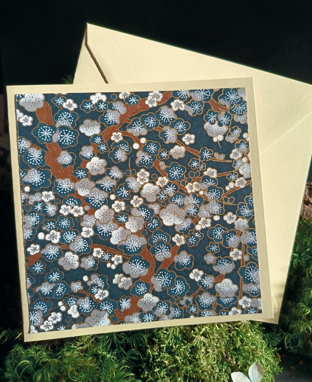 Carte - enveloppe - papier washi - fleurs de prunier - bleu - La&Titia 