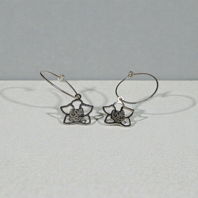 Orchid Sterling silver 20mm wire hoop earrings