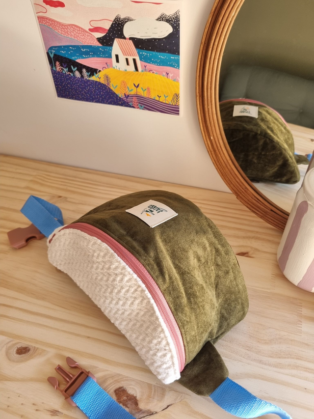 Banane velours kaki et blanc