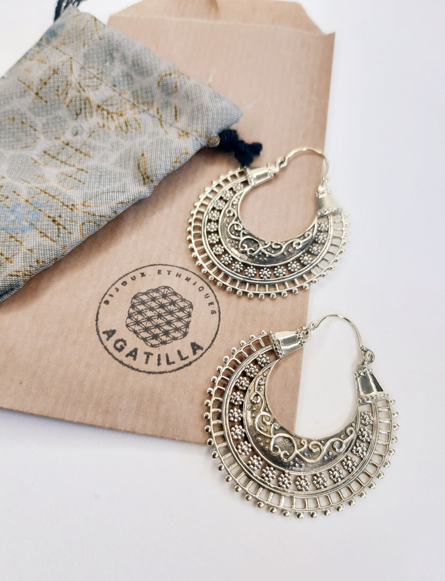 BOUCLES ORIENTAL AJOURÉES DORÉES INDE ARTISANAL 