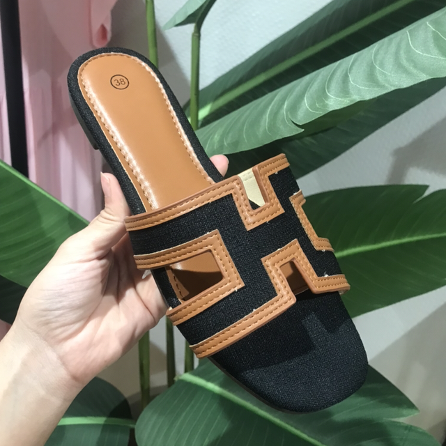 Claquette H